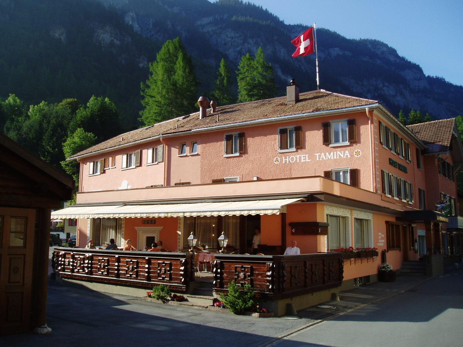 Tamina Hotel Vattis Exterior photo